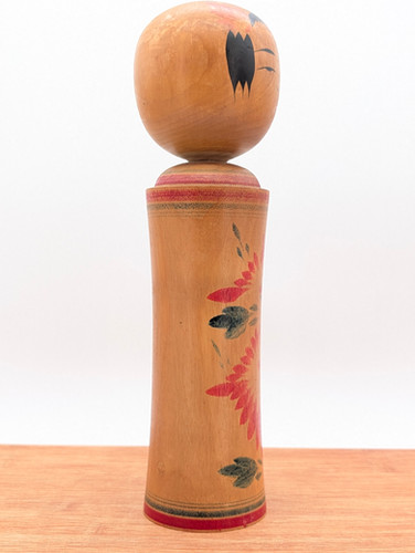 véritable poupée japonaise Kokeshi Naruko artisanale ancienne signée P43 véritable poupée japonaise Kokeshi Naruko artisanale ancienne signée P43