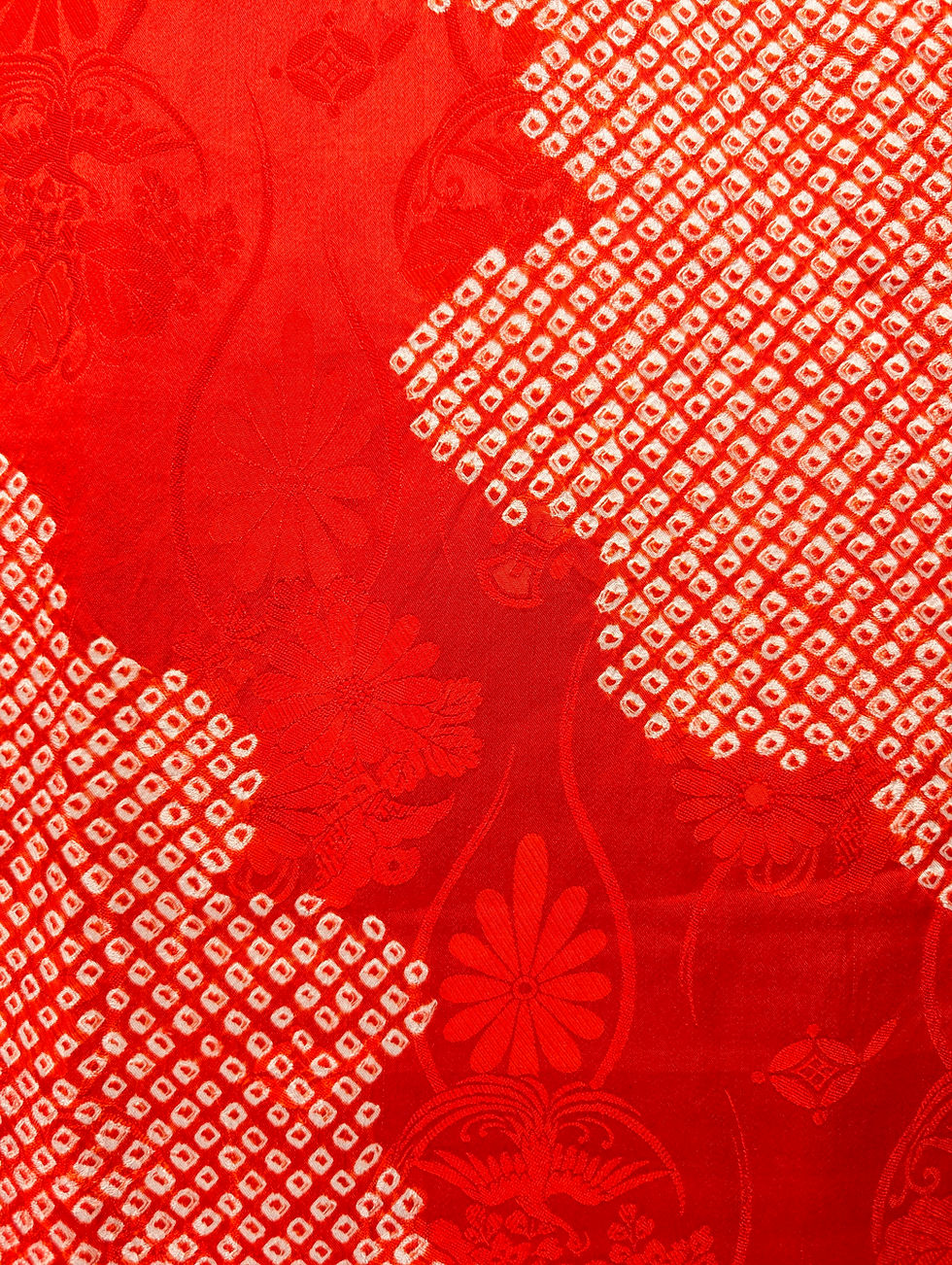 Miniature : Sous-Kimono Juban Rouge - Motifs Shibori & Col Brodé