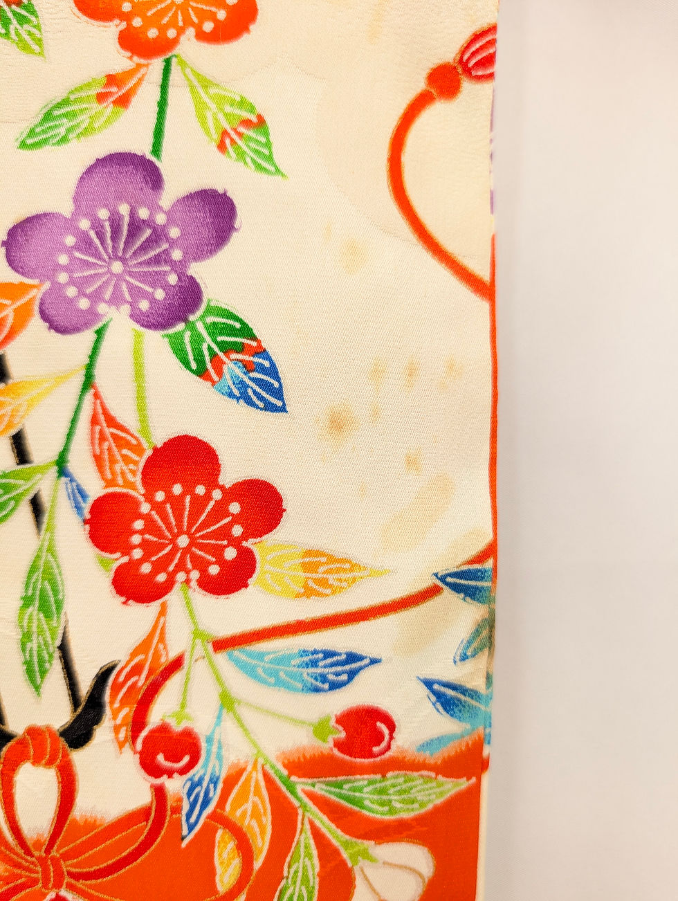 Miniature : Kimono Enfant Vintage Crème - Chariots Impériaux & Fleurs