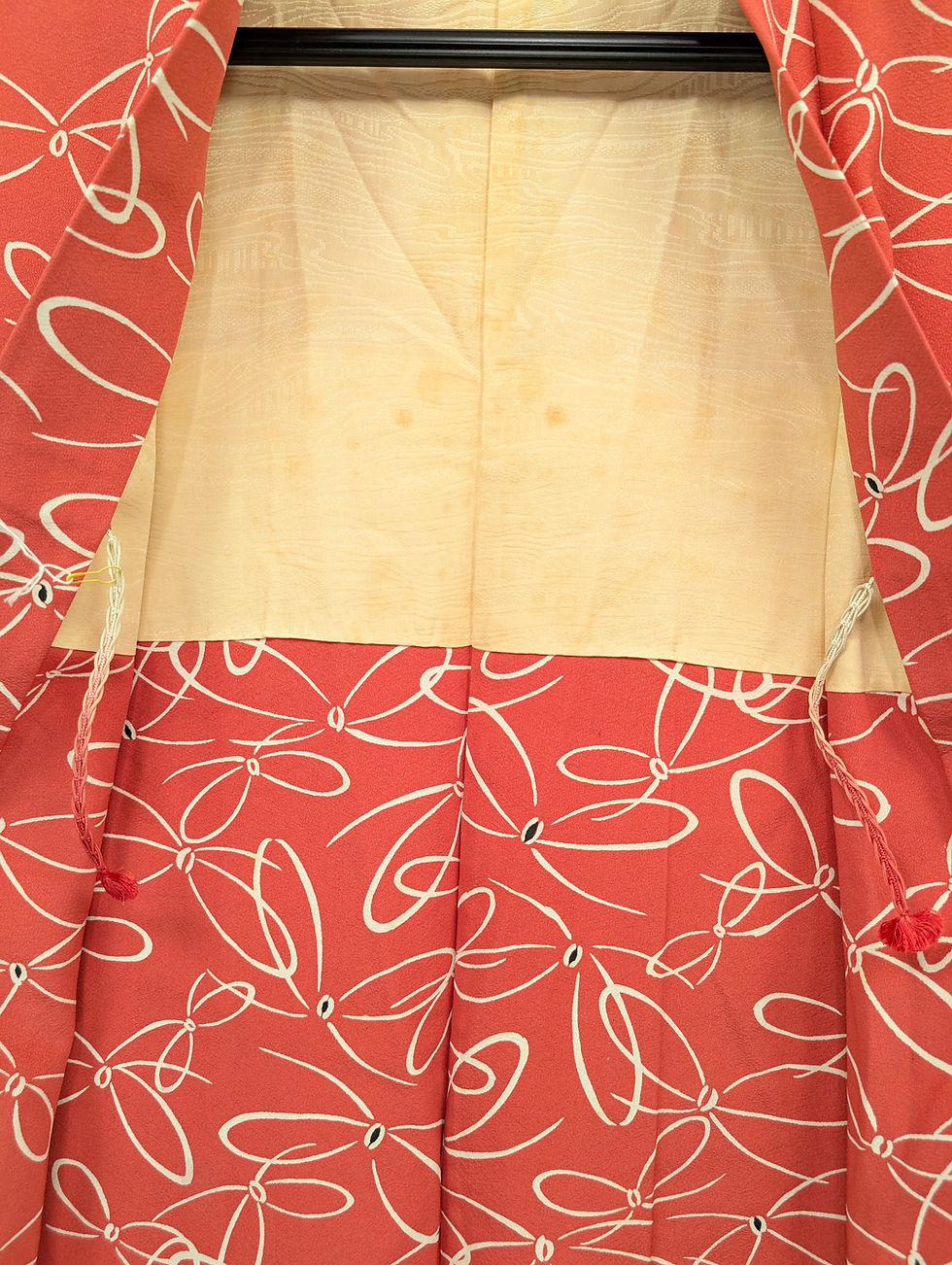Miniature : Veste Haori Vintage Rose Corail – Motifs Rubans Graphiques