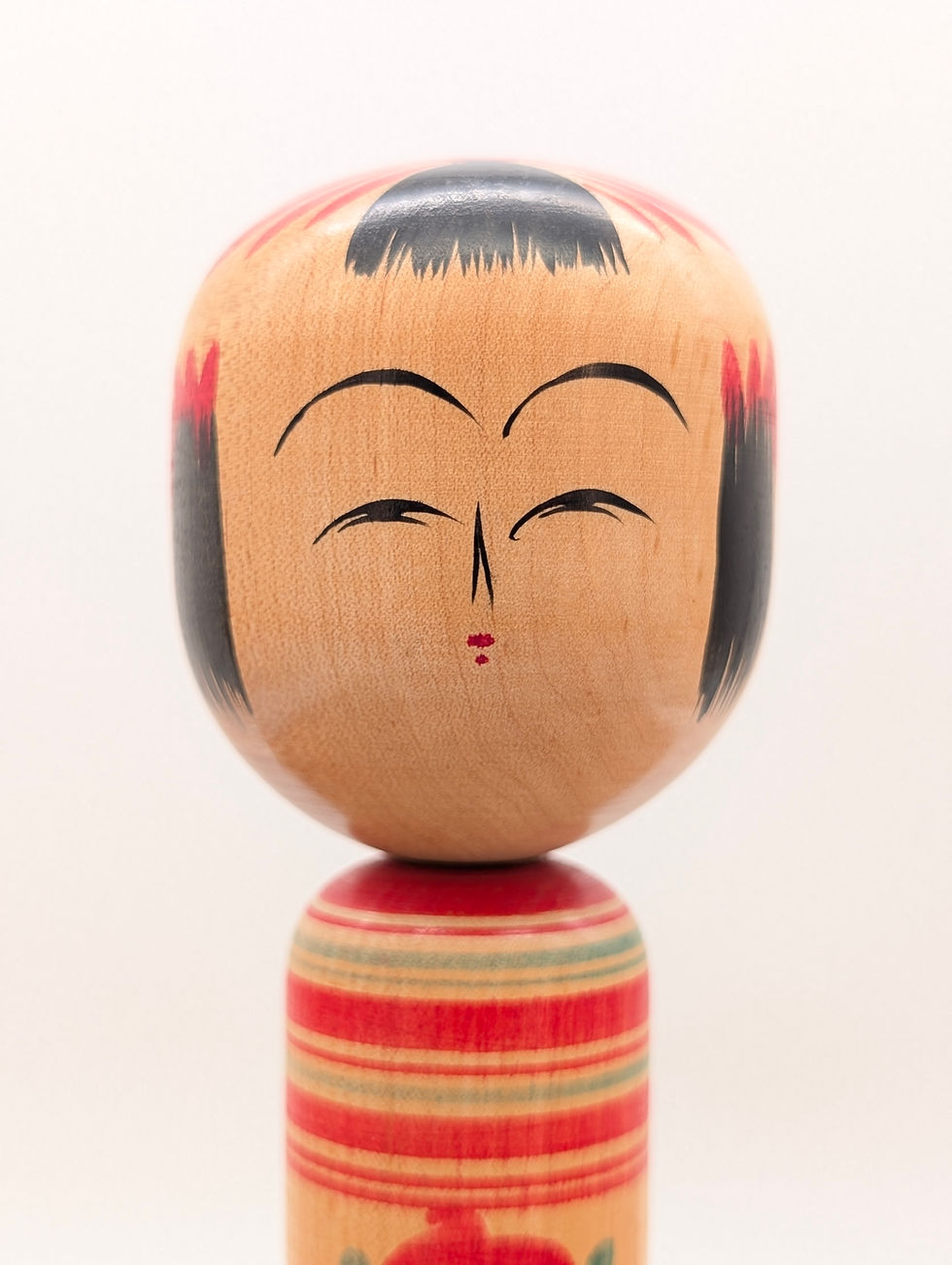 Miniature : Kokeshi vintage - Fleurs rouges Yamagata - 22 cm