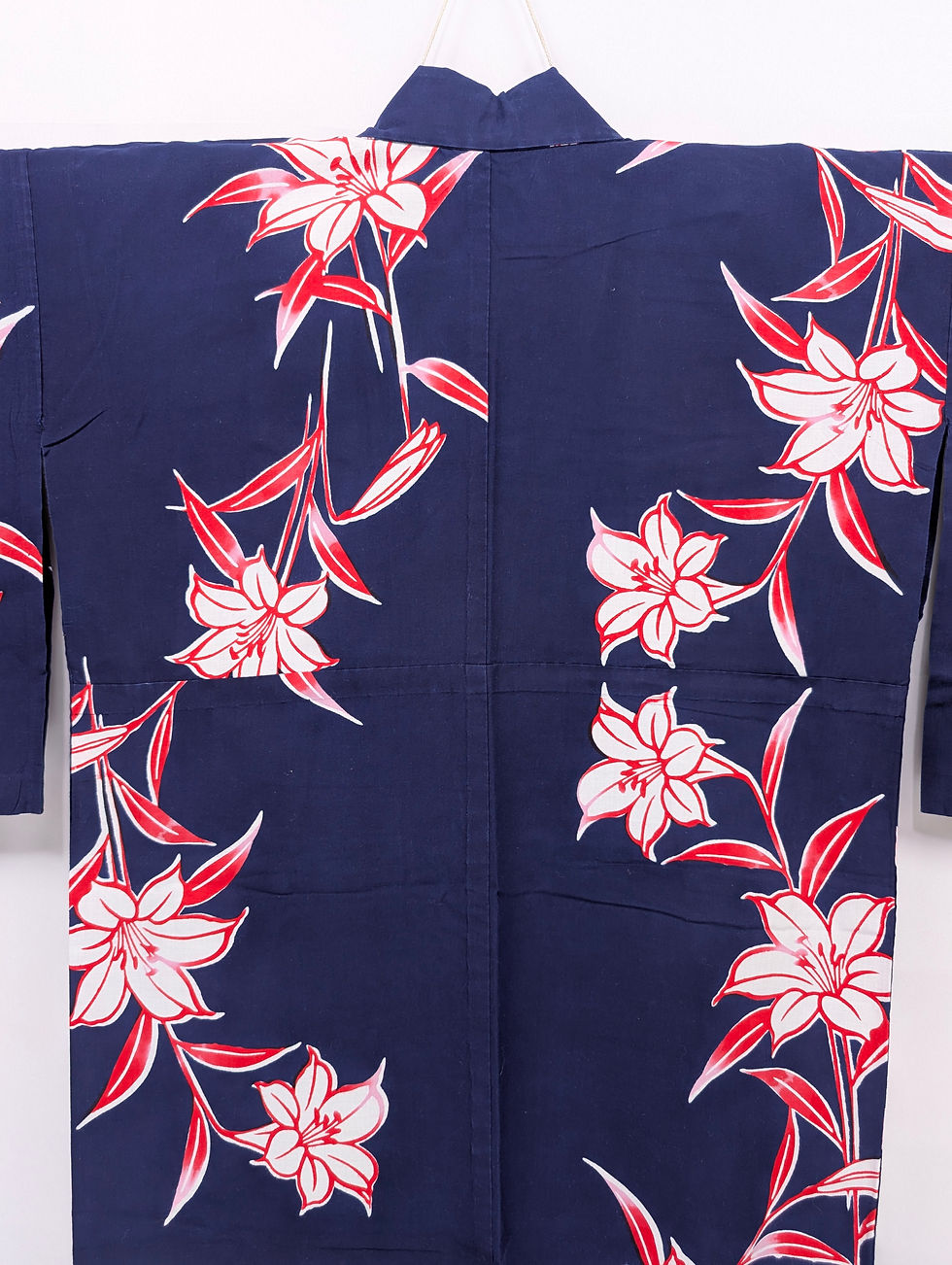 Miniature : Yukata Vintage Bleu Marine Lys Rouges