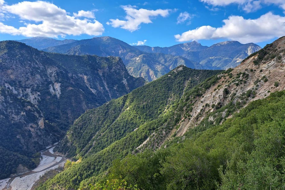 טיול נשים ליוון - טיול יסודות