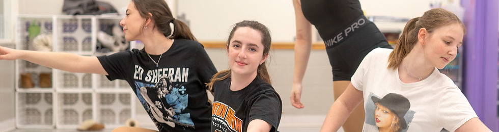 csds2023-120_edited.jpg