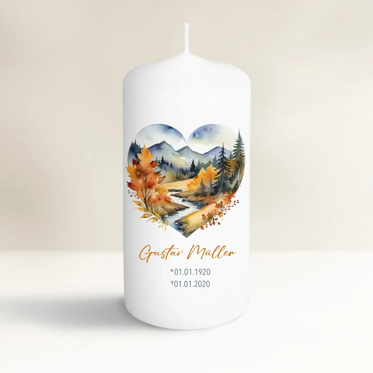 Trauerkerze mit Herbst-Motiv in Herzform - personalisierbar mit Namen und Datum