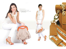 Ivy Lucas para Rinomanza