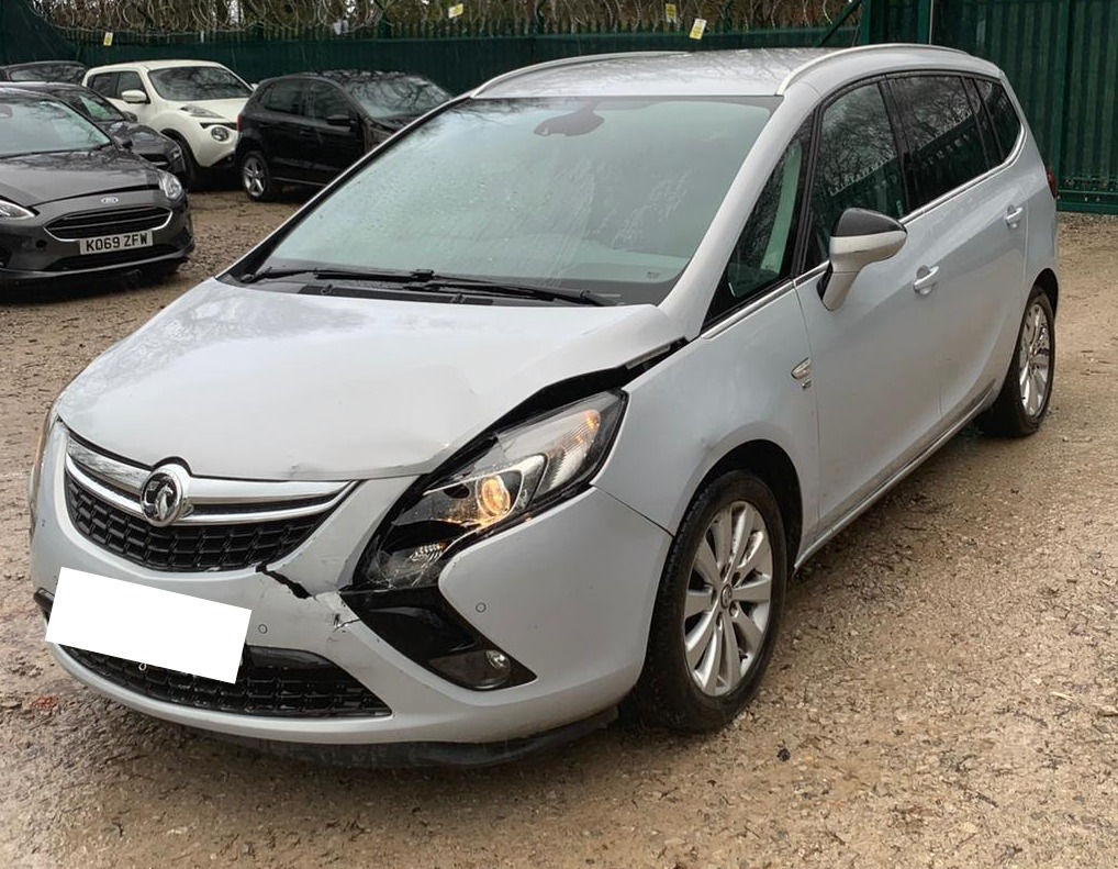 2014 VAUXHALL ZAFIRA TOURER SE CDTI 1956cc TURBO DIESEL MANUAL 5 DOOR MP