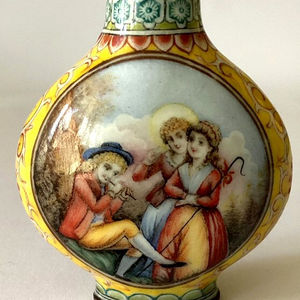 Snuff Bottle Flute Player