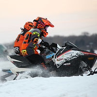 04-8369 racing SNOCROSS.jpg
