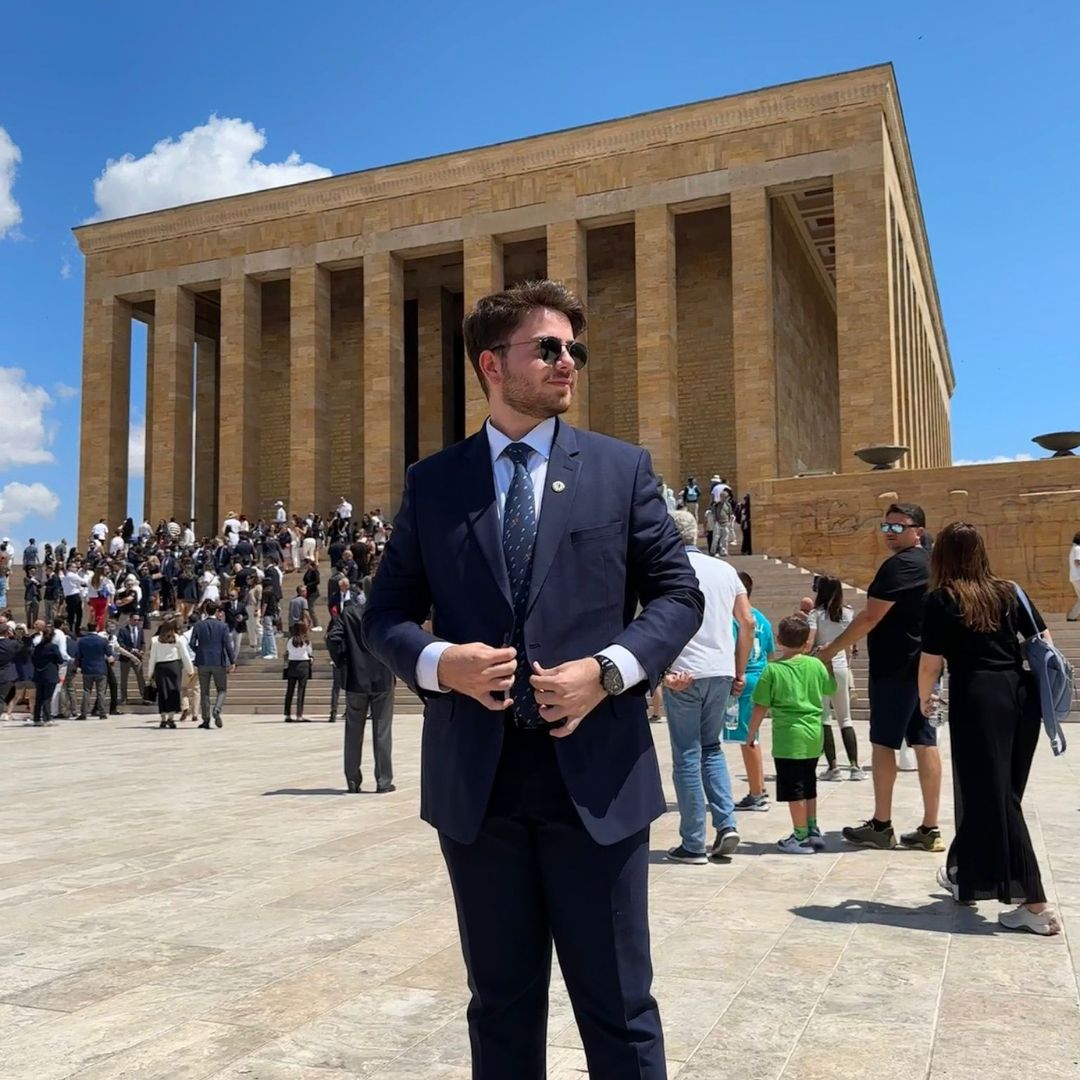 WhatsApp Image 2025-10-27 at 16.39.33.jpeg