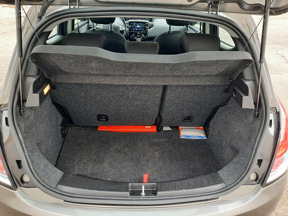 Miniatura: Lancia Ypsilon 1.0 FireFly S&S Hybrid Gold