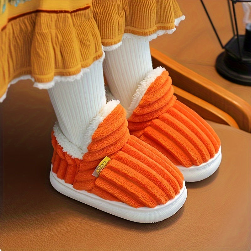 Miniature : Chaussons Pantoufles Confortables et Chaudes pour Jeunes - Design Classique à R