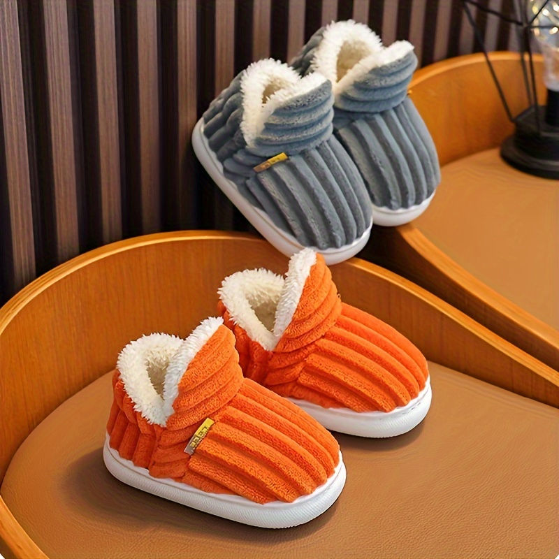 Miniature : Chaussons Pantoufles Confortables et Chaudes pour Jeunes - Design Classique à R