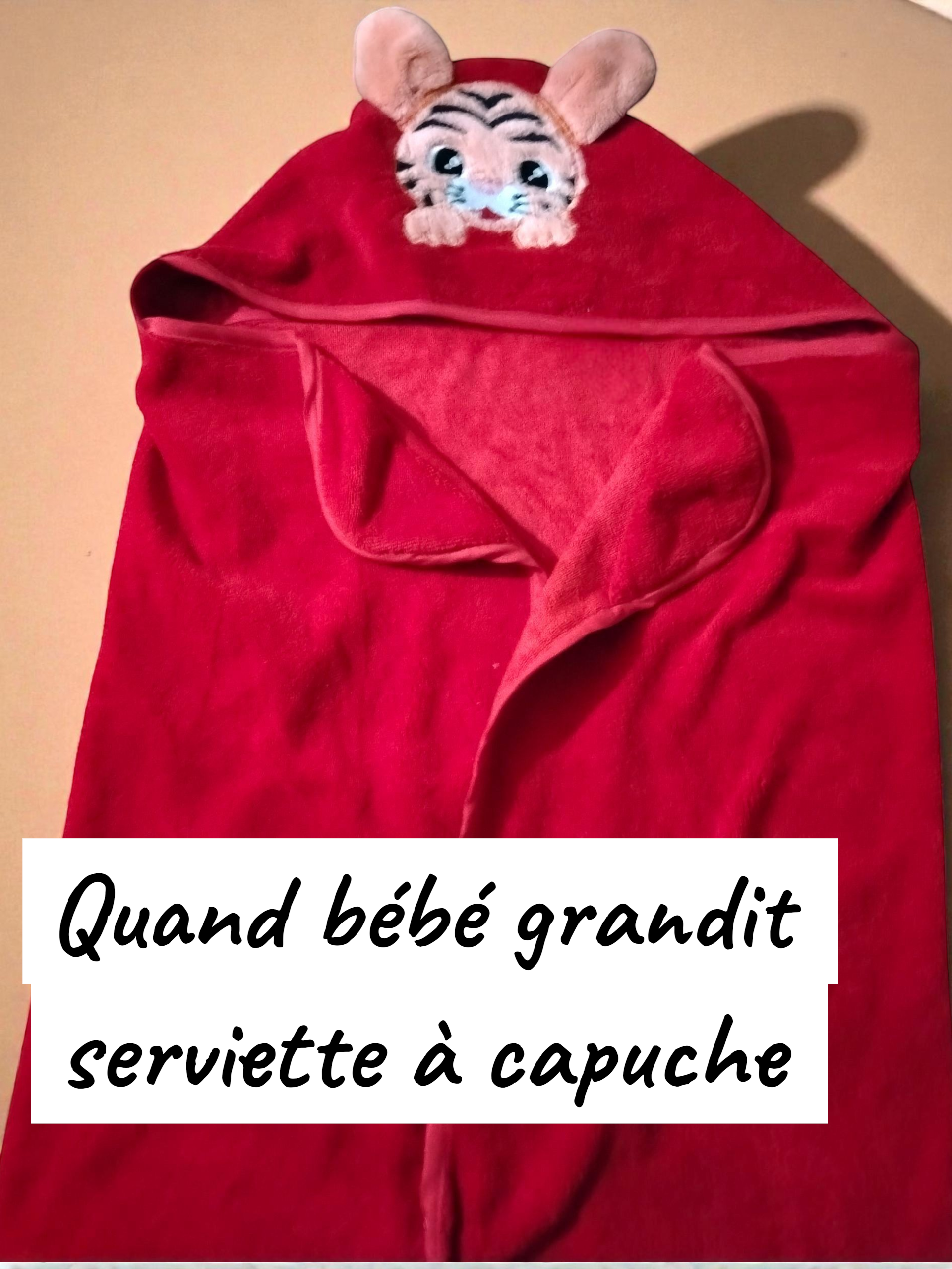 serviette à capuche tigre