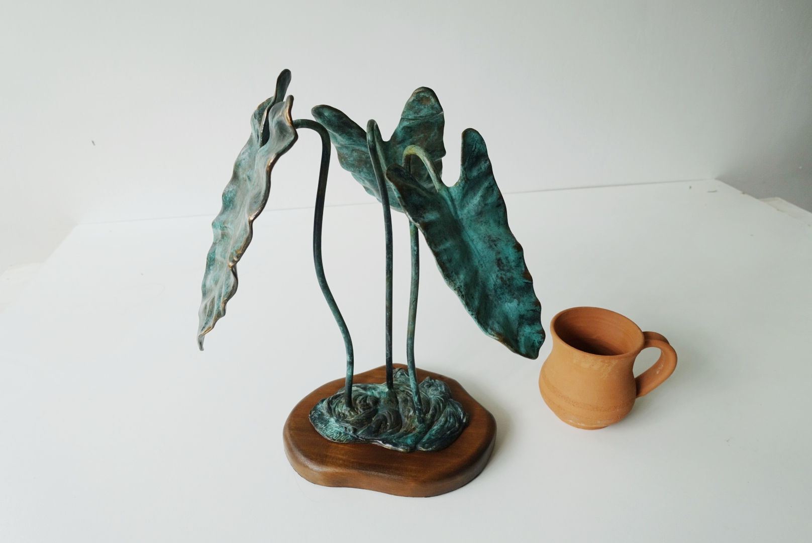Anthurium Leaf x 3 on base