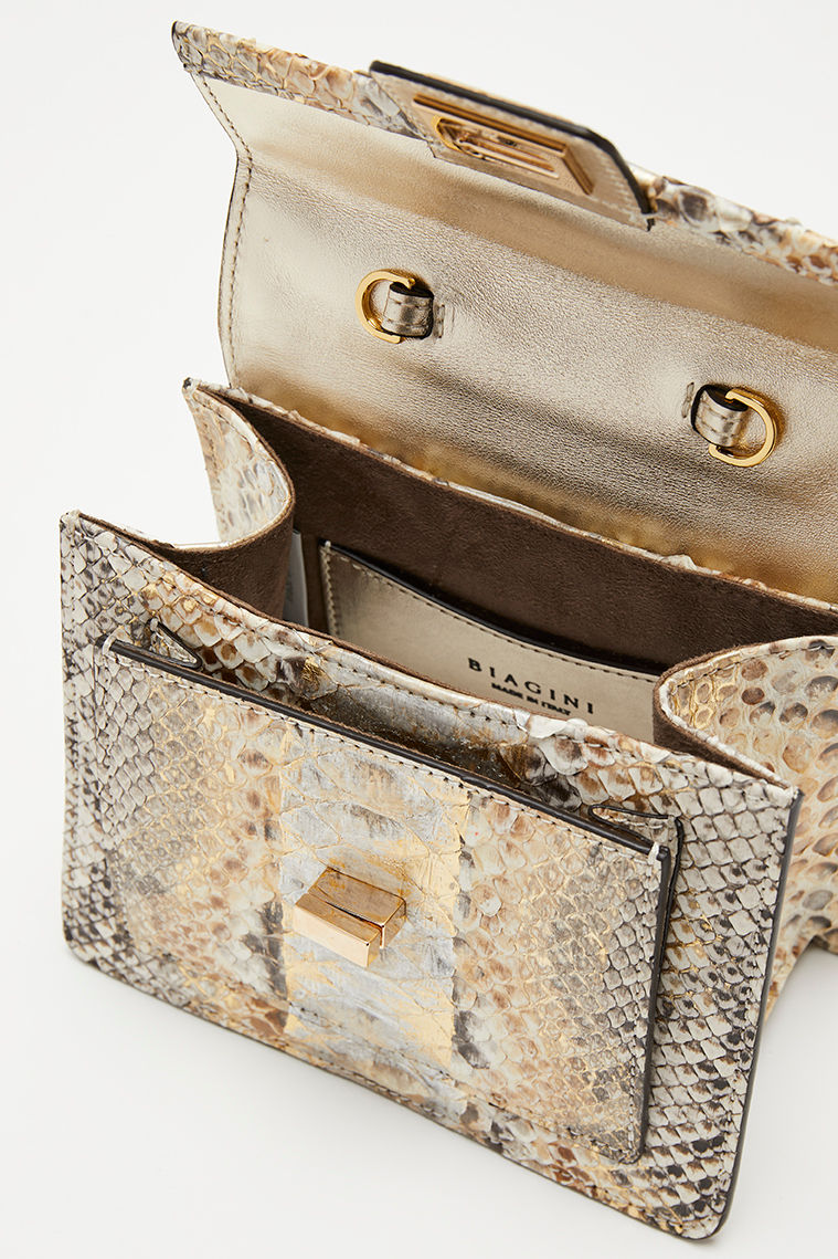 Thumbnail: Artbag #12 Animal Charme Shell Gea Bianco