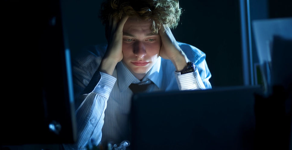 Cognitive Decline in Night Owls Linked to Lifestyle Habits