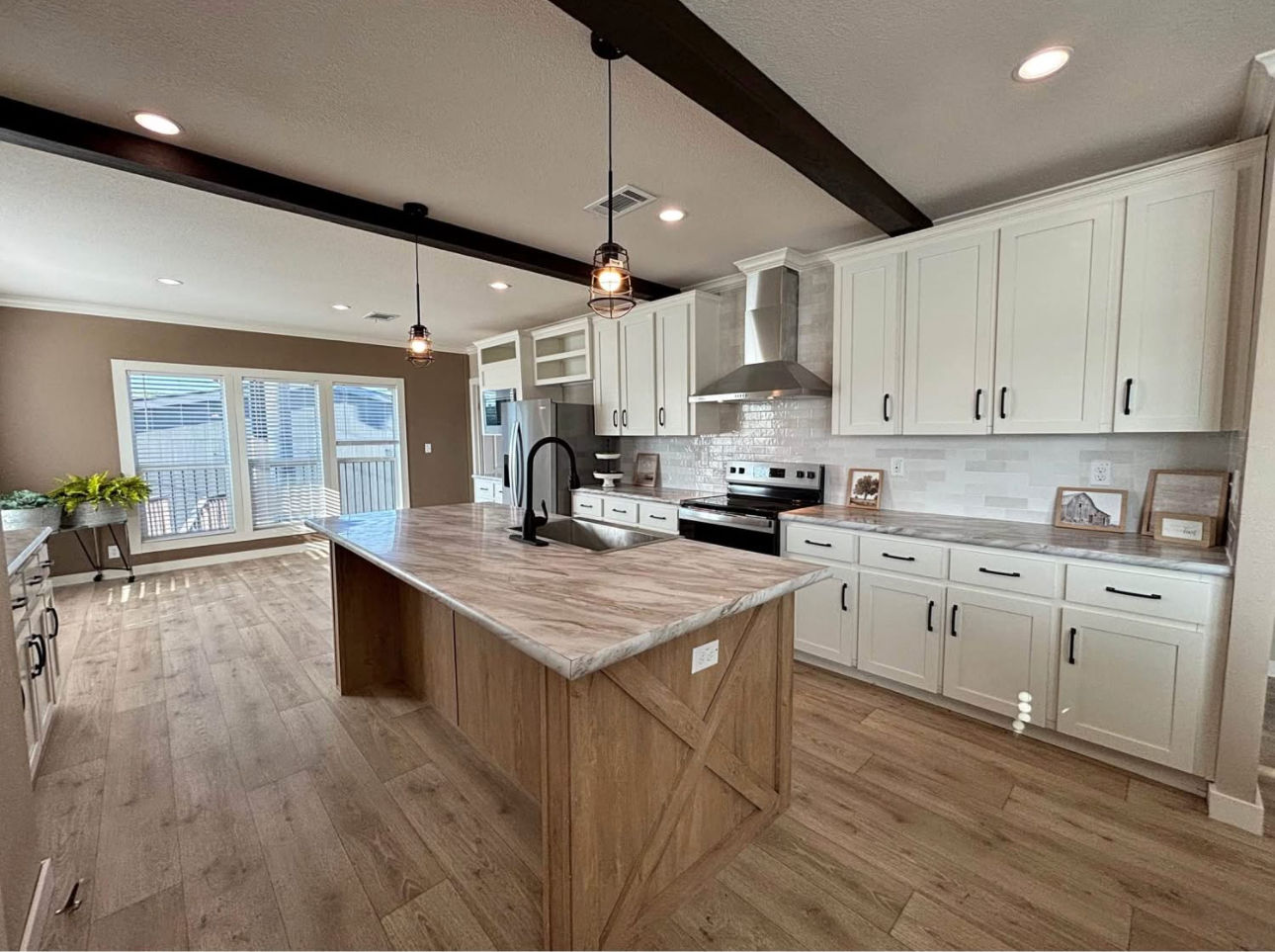 Cavco Farmhouse 4/2, 2112 Sq. Ft