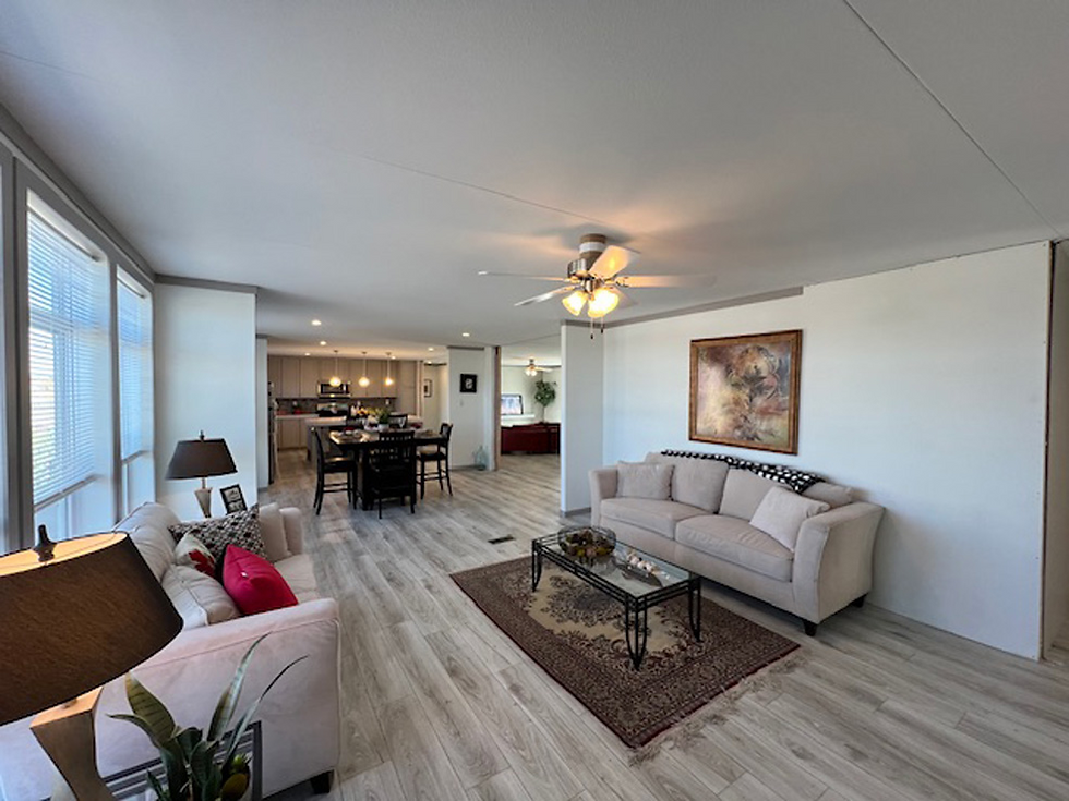 Thumbnail: Champion Atlas 4/2, 2432 Sq. Ft