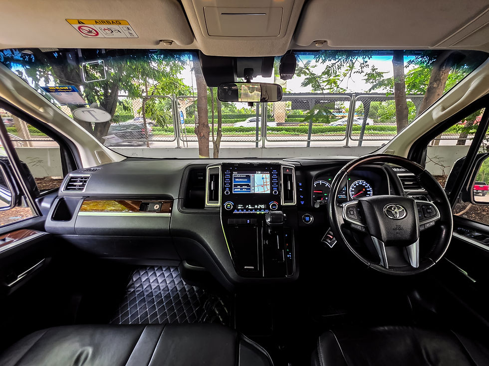 Thumbnail: Toyota Majesty 2.8 Grande เกียร์ A/T ปี 2020