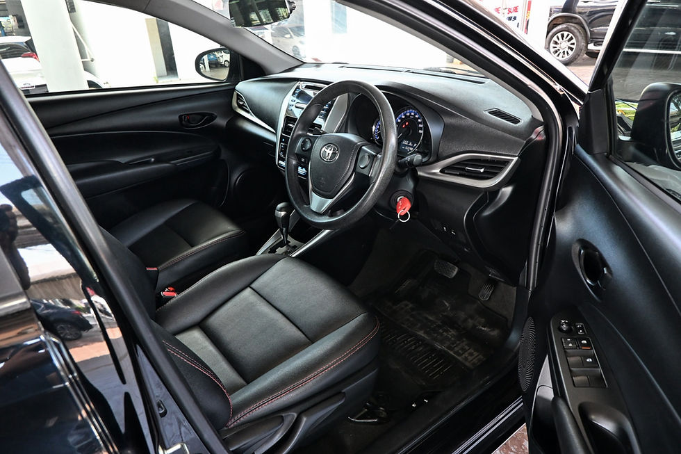 Thumbnail: Toyota Yaris ATIV 1.2 E A/T ปี 2017