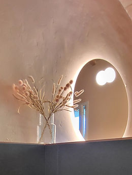 Grande SDB 10_edited.jpg