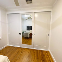 Polyurethane Wardrobes (2).JPG