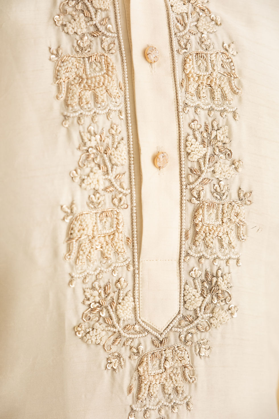 Thumbnail: Classic kurta with beaded elephant embroidery