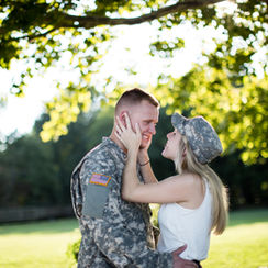Hannah + Josh| Havre De Grace Lighthouse Engagement