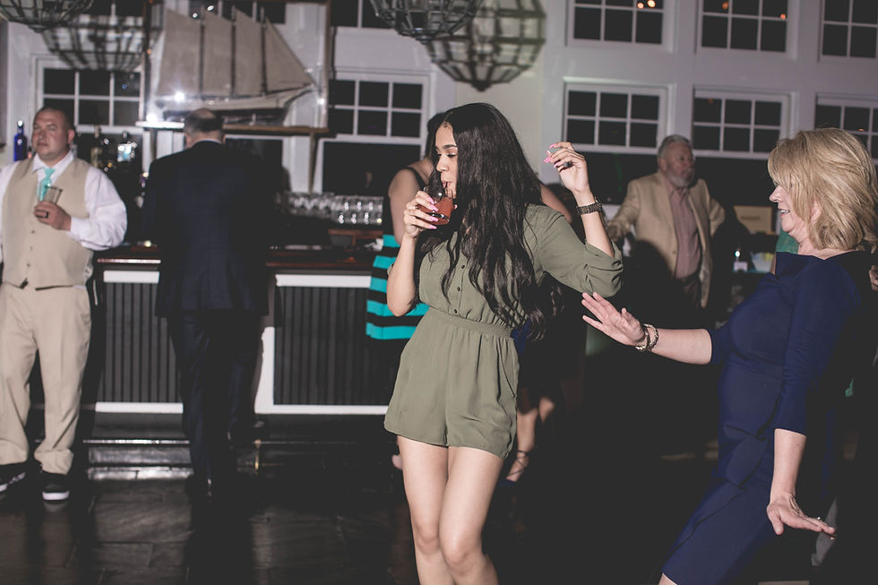 Baltimore Wedding Photographer| Chesapeake Bay Beach Club