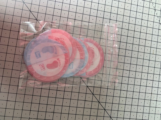 Thumbnail: 24 Baby Revel Discs on Wafer Paper