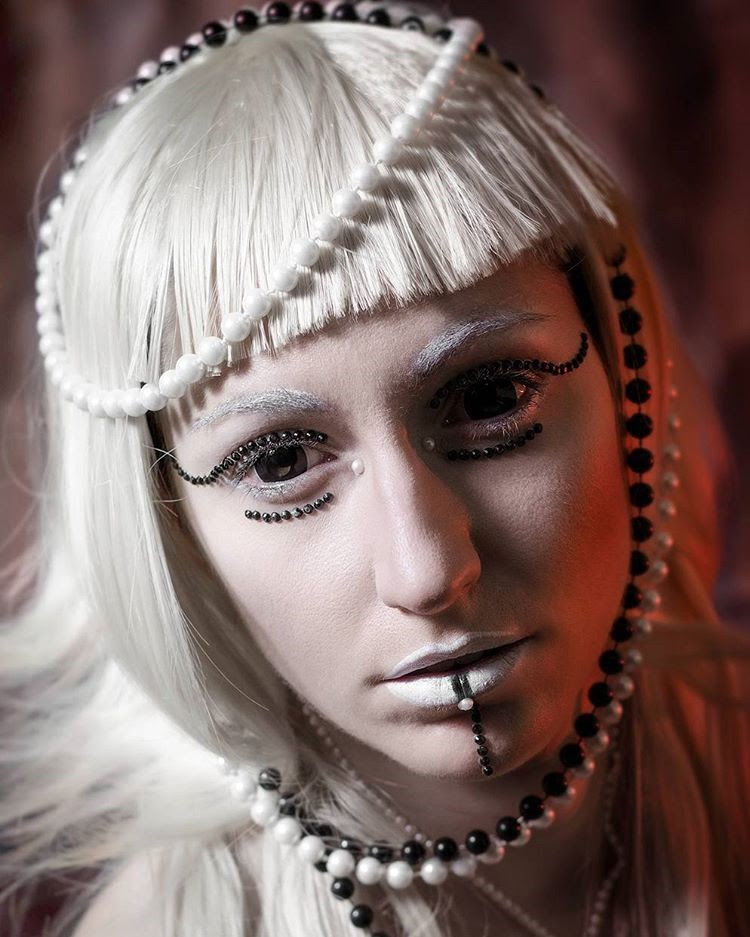 Thumbnail: Titan Mini-Sclera Contacts
