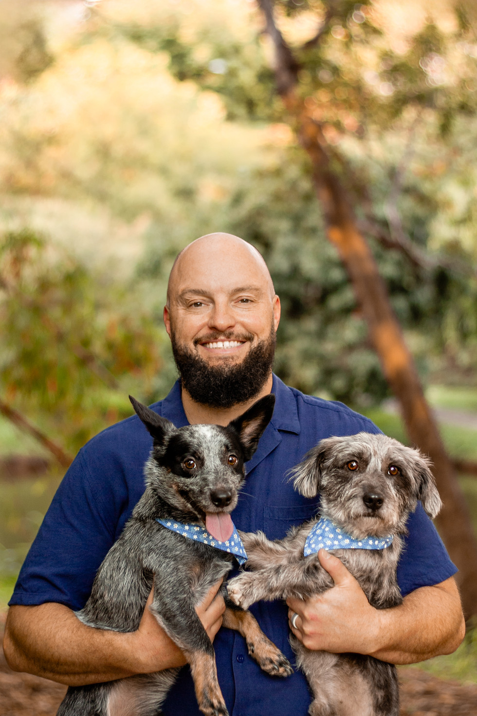 Ensaio pet afetivo ao ar livre