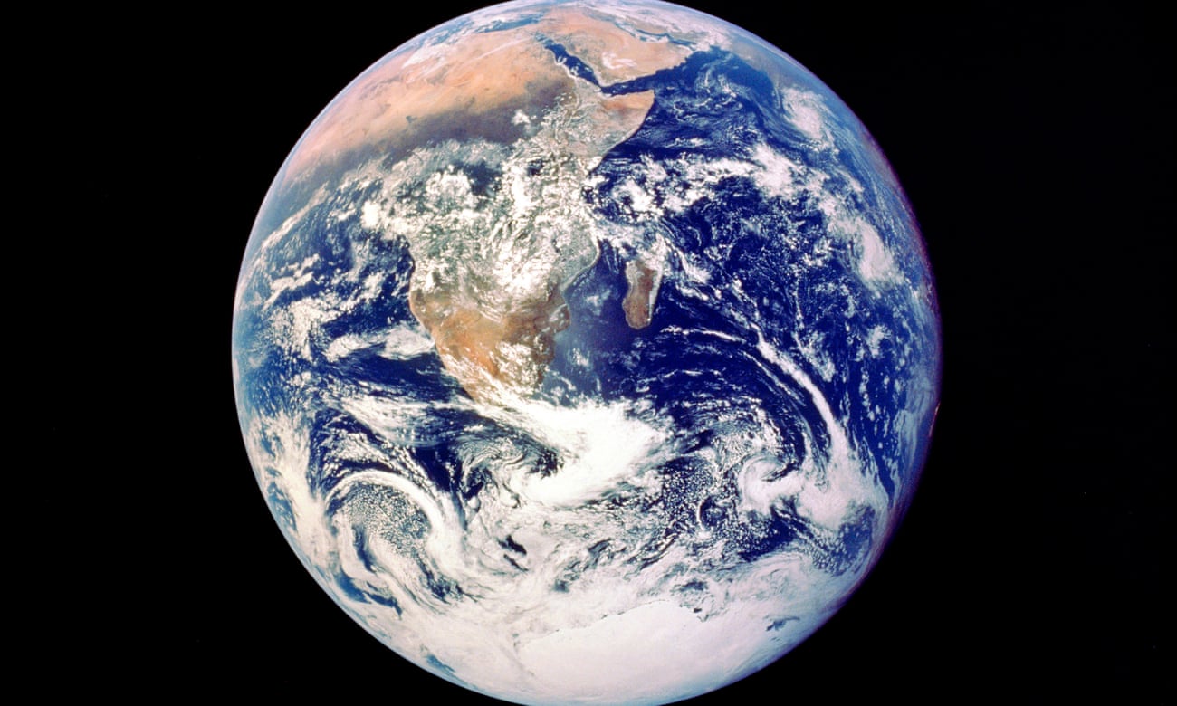  Una conciencia global instantánea': la Tierra vista desde la misión Apolo 17 en 1972. Los astronautas han informado de una intensa sensación al ver la Tierra desde el espacio, conocida como el 'efecto de visión general'. Fotografía: Getty Images