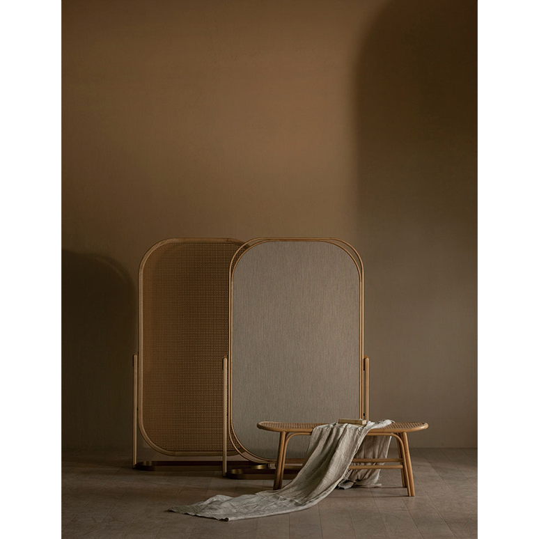 Thumbnail: Looming Screen