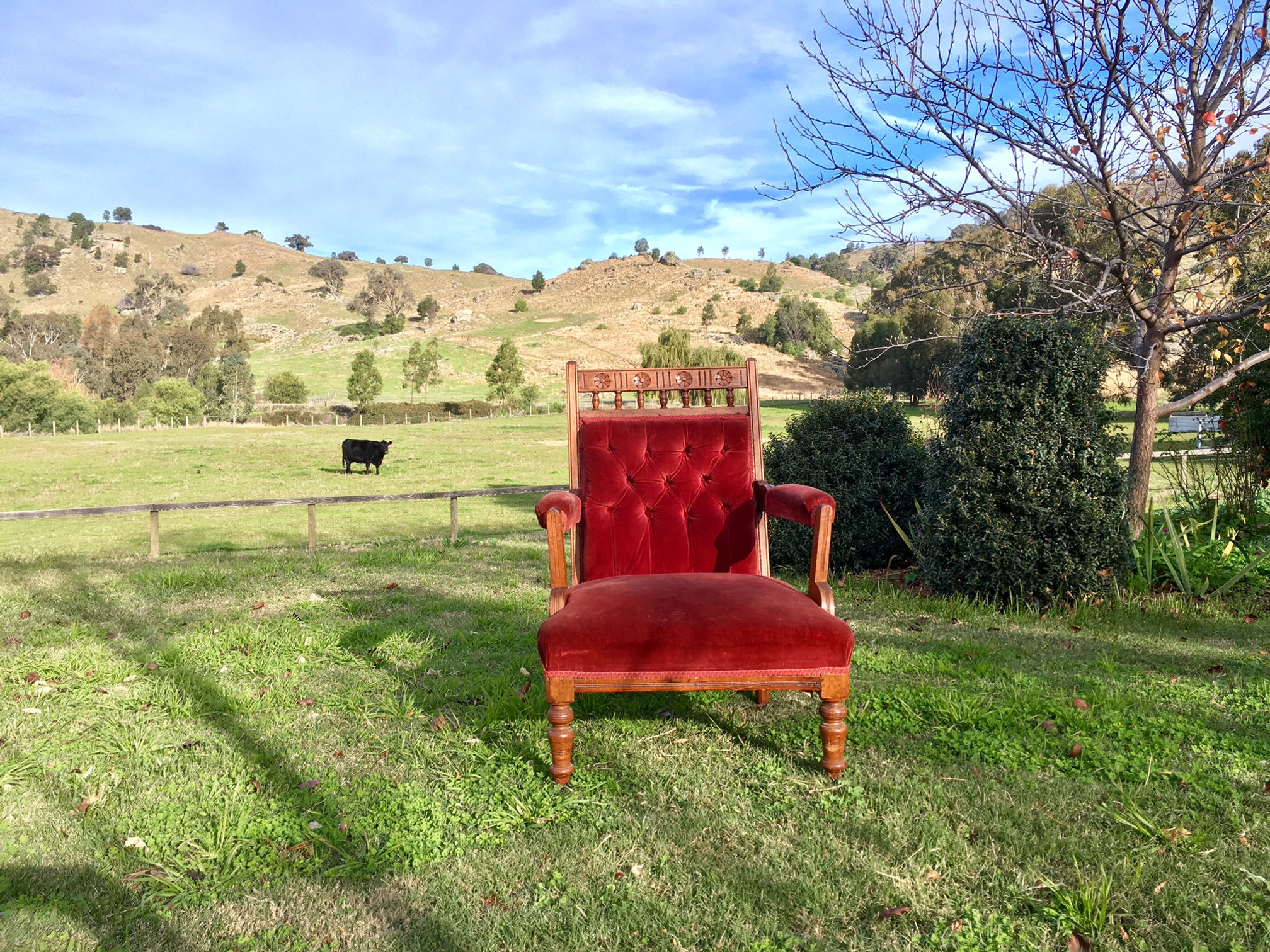 ANTIQUE GRANDMA CHAIR