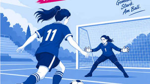 Eine Spielerinnen mit Ball dribbelt auf eine Torhüterin im Tor zu