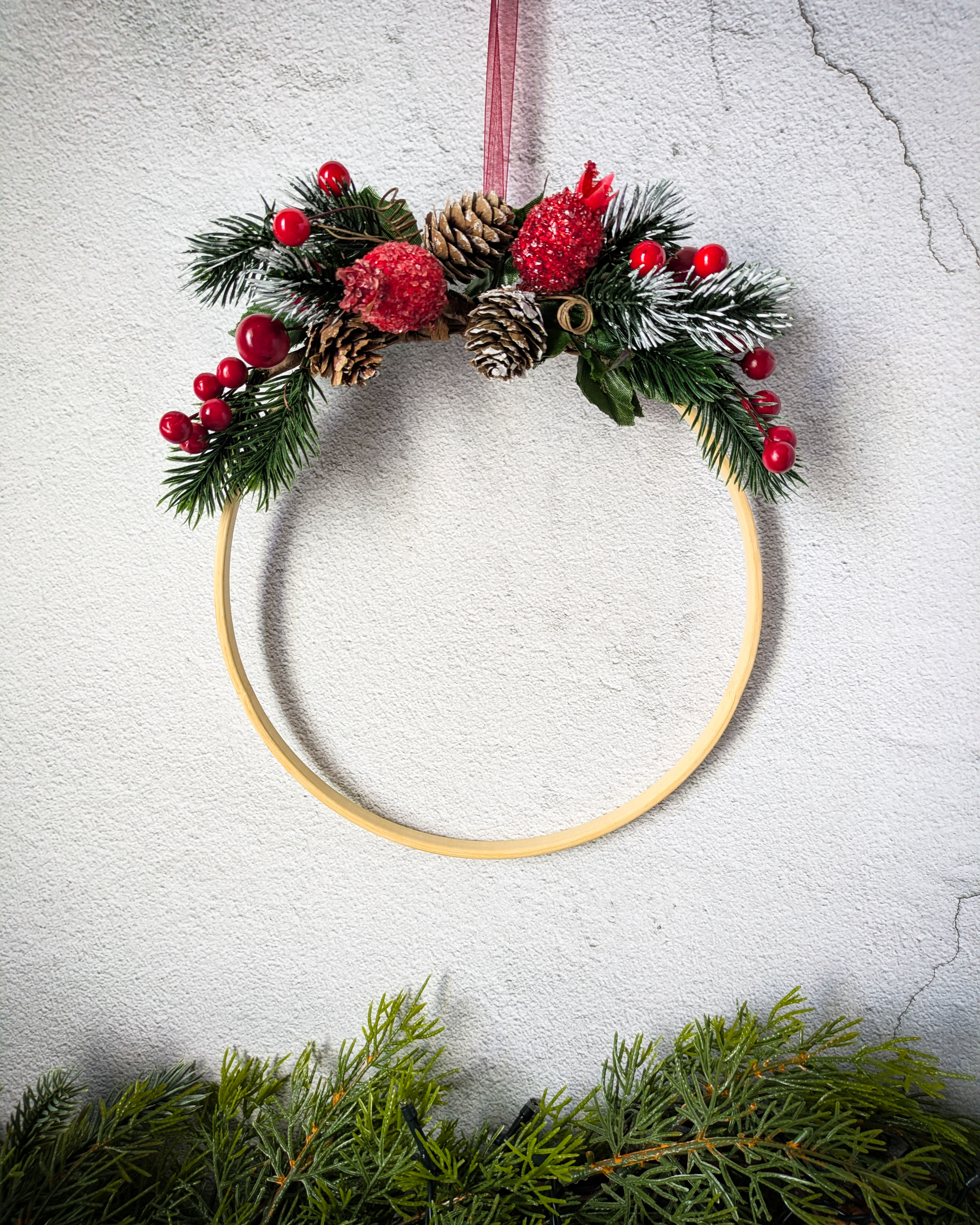 Bamboo Red Crystal Berry Mini Christmas Wreath 20cm