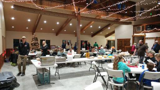 People starting to file in