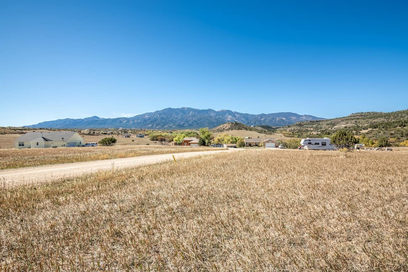 Buildable Residential Lot w/ All Utilities in Colorado City in Unit 29