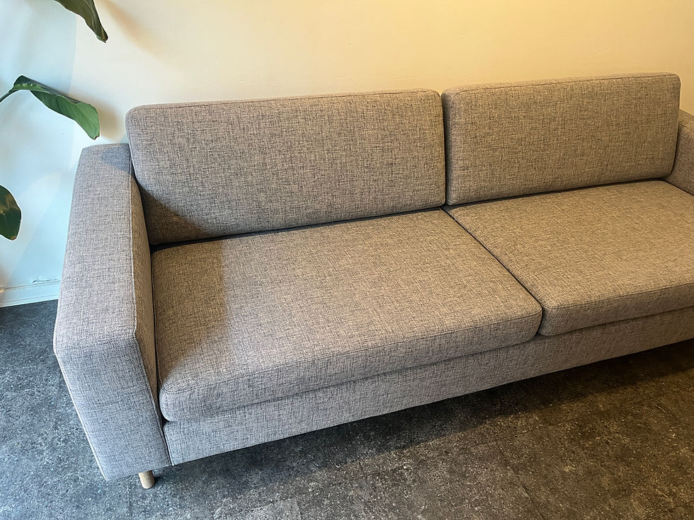 Miniaturebillede: Emma - Bolia Scandinavia 3 personers grå brugt sofa