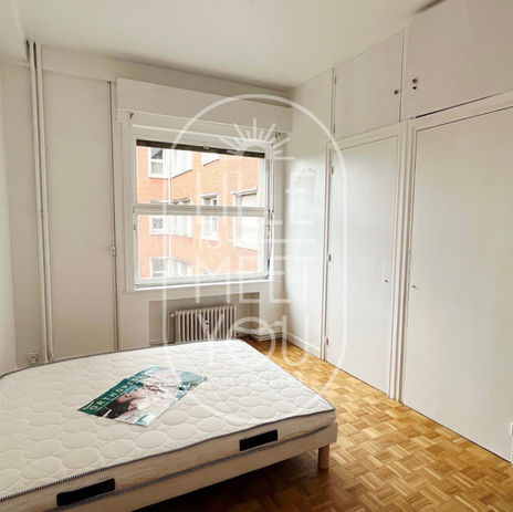 A vendre Appartement T3 Lille Vauban avec parking-garage - Séjour - Lille to Meet You -Expatriés, location, vente  agence de confiance 