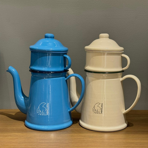 Nordisk Madam Bla Coffee Pot 1.5L | TRUNK