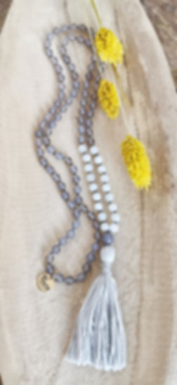 Mala Kette I Achat & Mondstein I Balance & Weiblichkeit