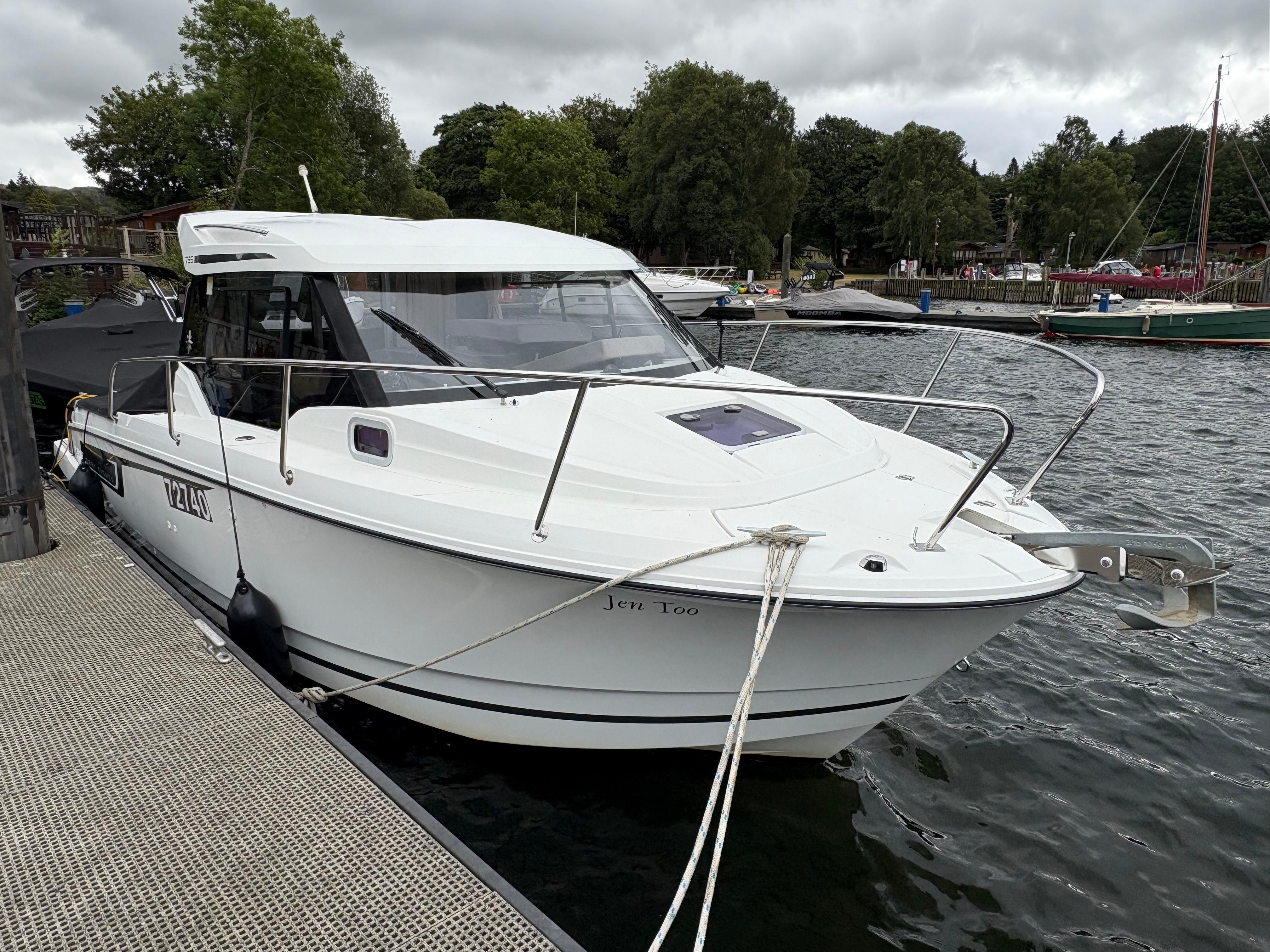 2017 Jeanneau MERRY FISHER 795 image 2