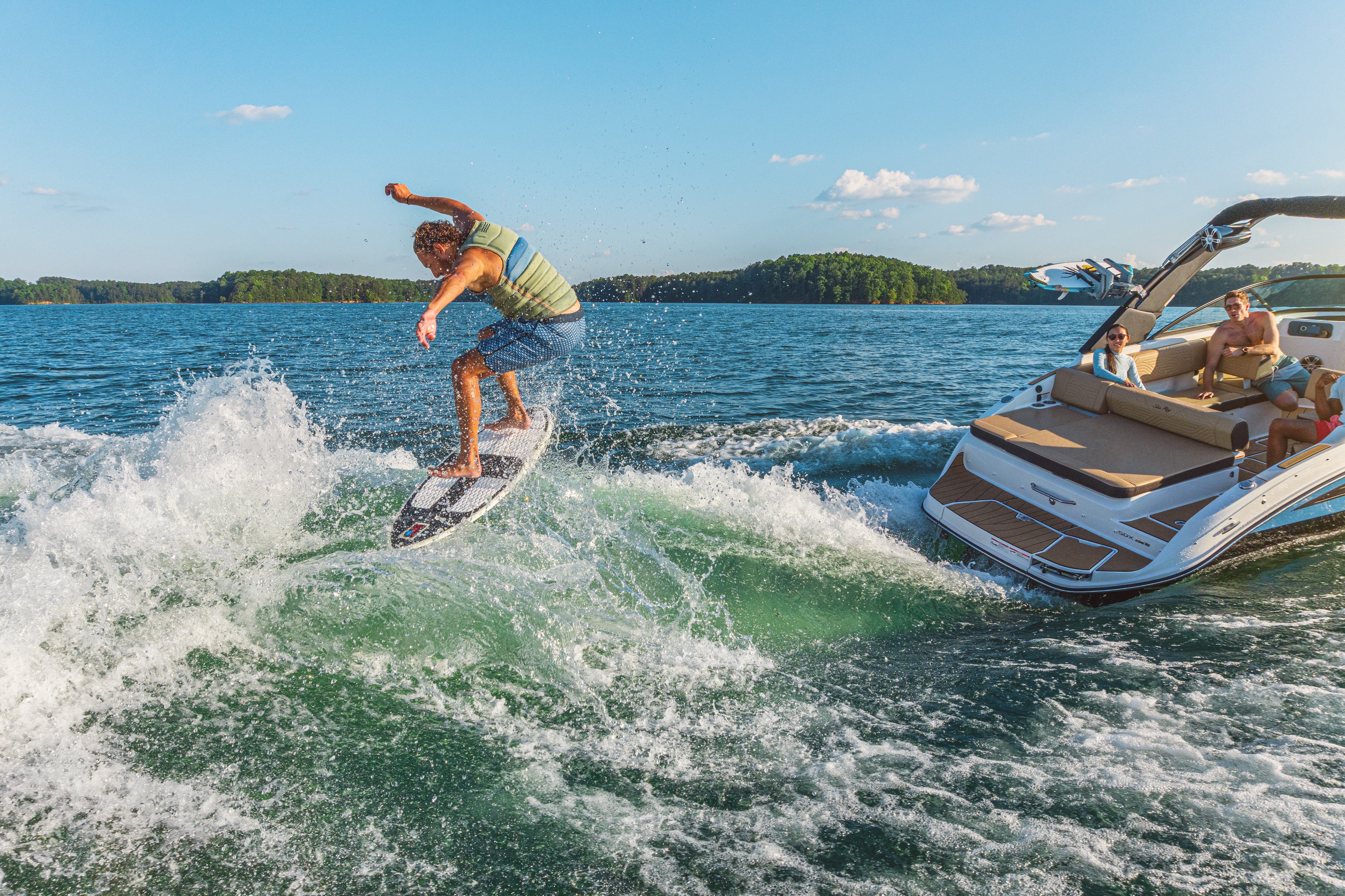 2026 Sea Ray SDX 250 SURF image 5