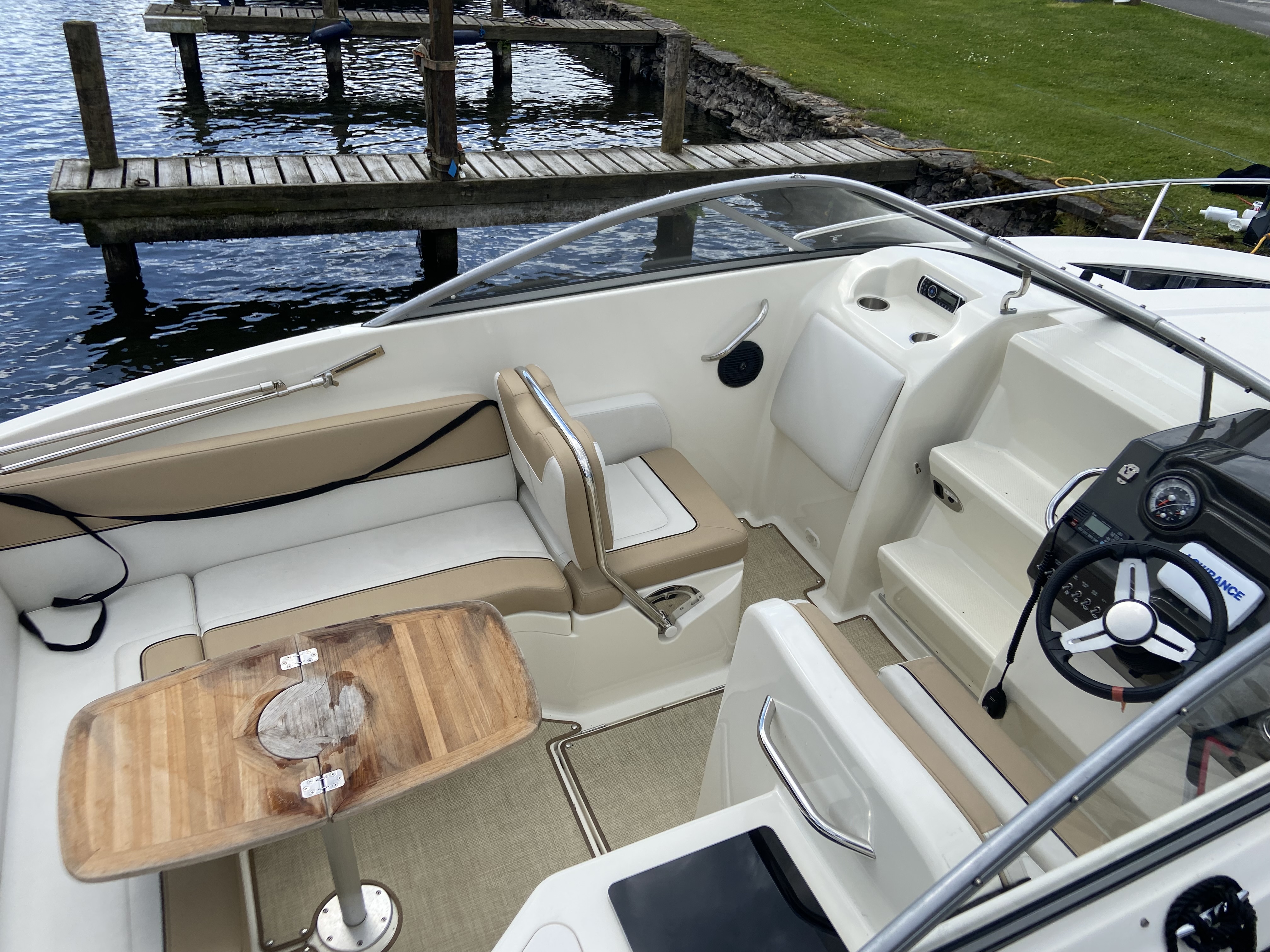 2016 Bayliner 742 CUDDY image 3