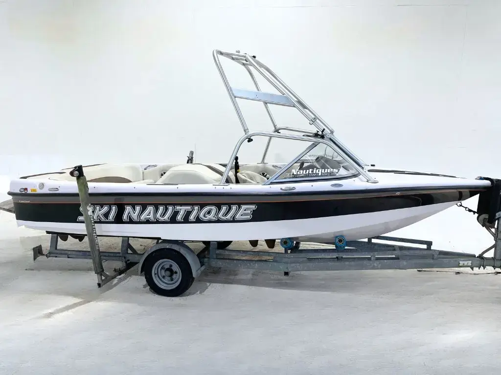 2002 Ski Nautique 196