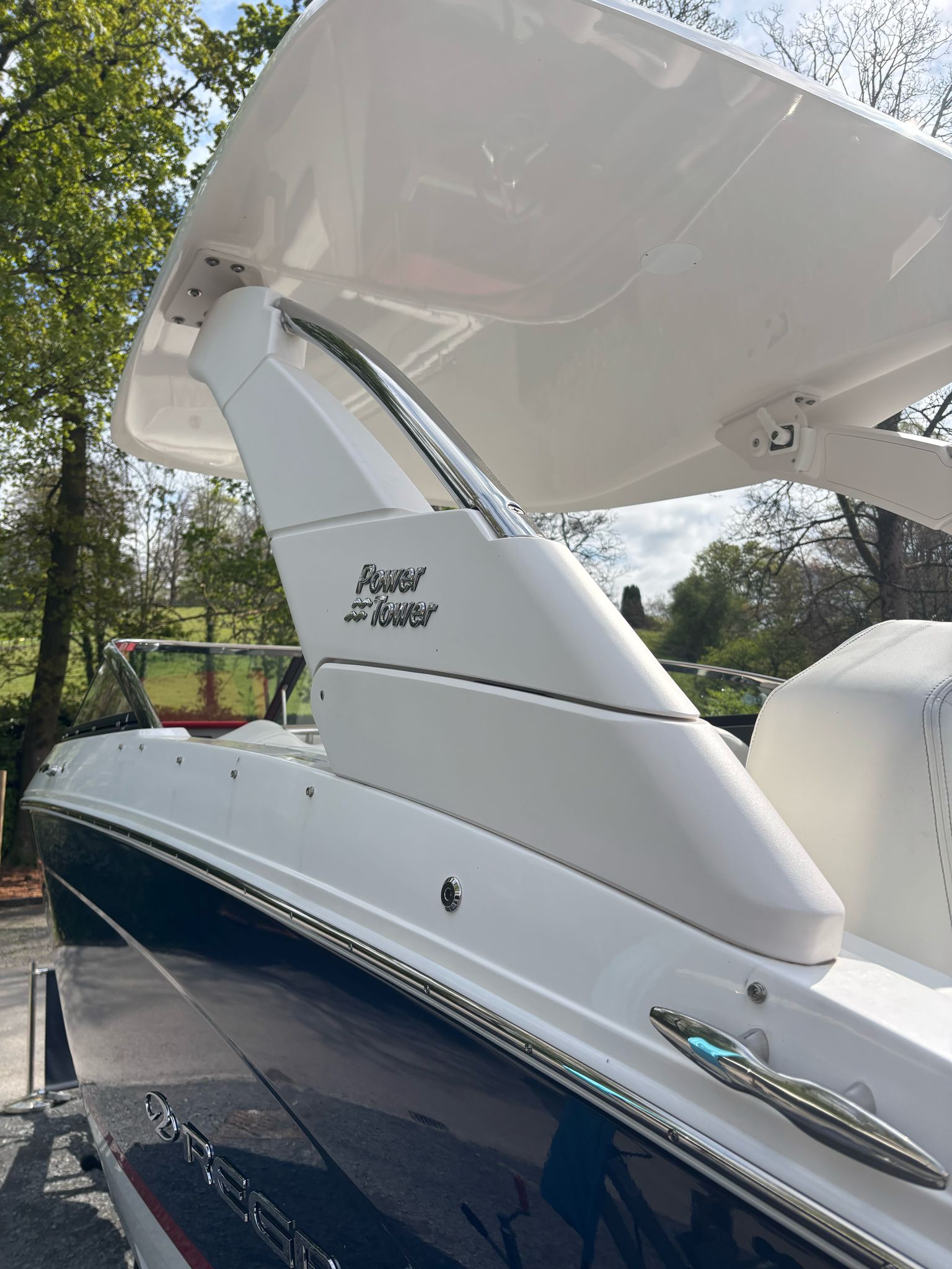 2022 Regal LS4 SURF image 6