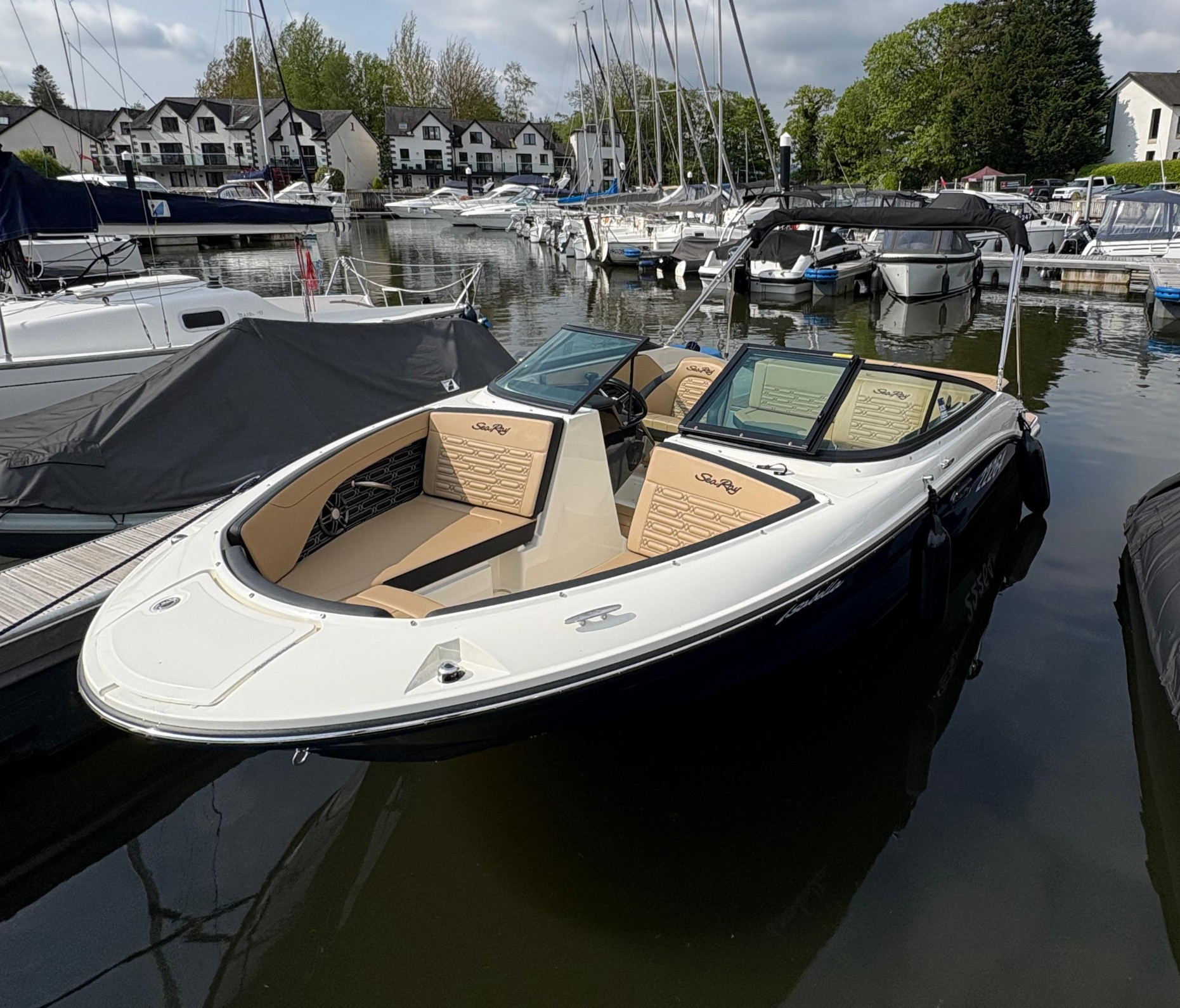 Sea Ray SPX 190